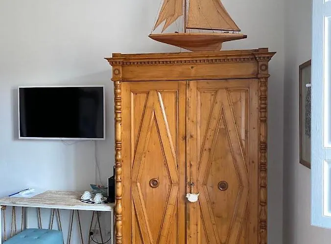 Konukevi Le Stanze Sul Mare 3*