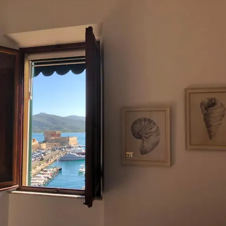 Gasthuis Le Stanze Sul Mare Portoferraio